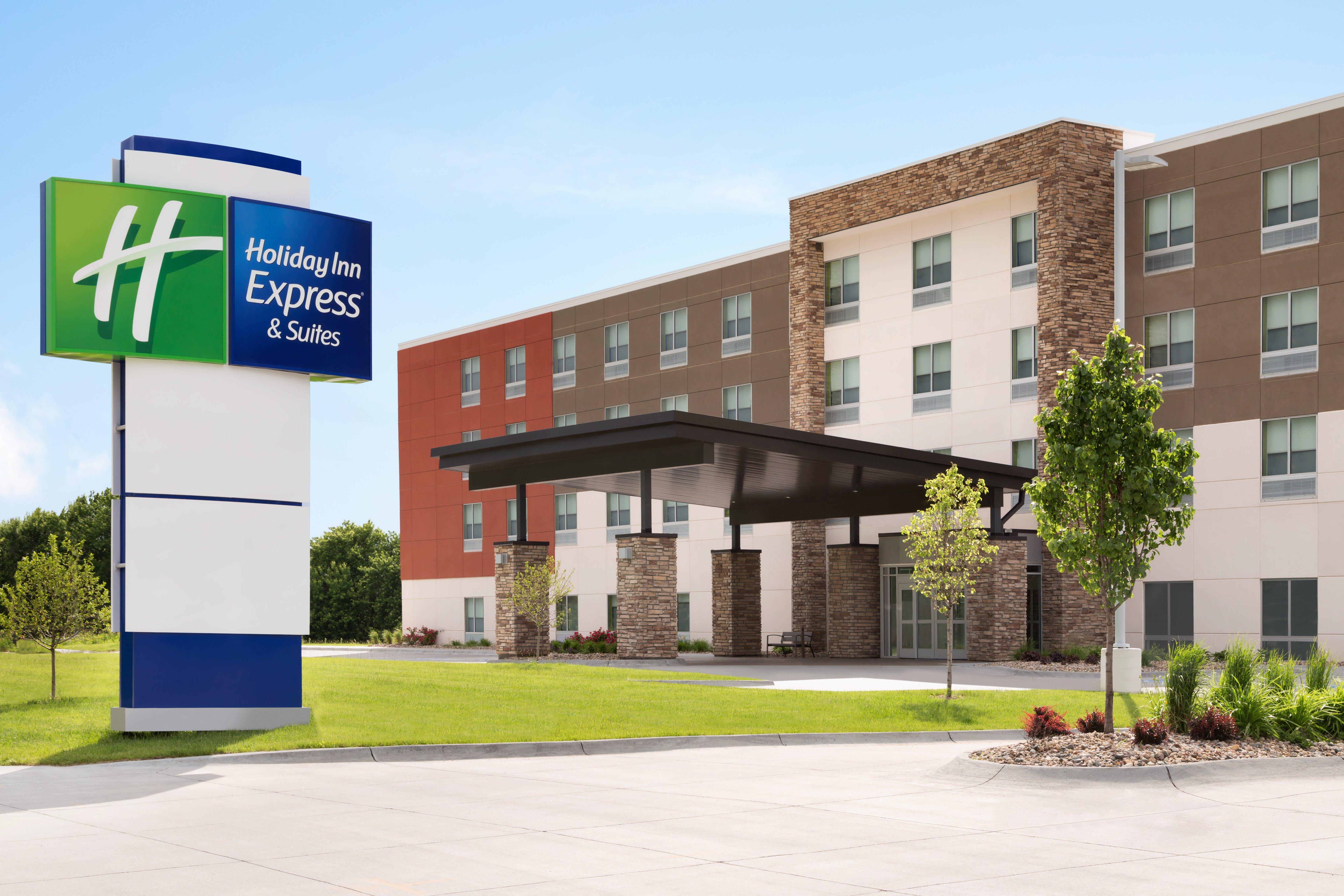 Holiday Inn Express & Suites - Savannah W - Chatham Parkway By Ihg Zewnętrze zdjęcie